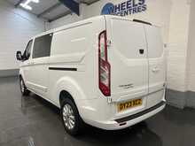 Ford Transit Custom 2.0 320 EcoBlue Limited Crew Van Double Cab 5dr Diesel Manual L2 H1 Euro 6 (s/s) (130 ps) - U3056