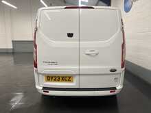 Ford Transit Custom 2.0 320 EcoBlue Limited Crew Van Double Cab 5dr Diesel Manual L2 H1 Euro 6 (s/s) (130 ps) - U3056