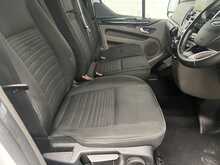Ford Transit Custom 2.0 320 EcoBlue Limited Crew Van Double Cab 5dr Diesel Manual L2 H1 Euro 6 (s/s) (130 ps) - U3056