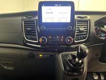 Ford Transit Custom 2.0 320 EcoBlue Limited Crew Van Double Cab 5dr Diesel Manual L2 H1 Euro 6 (s/s) (130 ps) - U3056