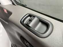 Ford Transit 2.0 350 EcoBlue HD Leader Single Cab Tipper 2dr Diesel Manual RWD L2 Euro 6 (s/s) (130 ps) - U3058