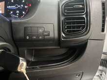 Citroen Relay 2.2 BlueHDi 35 Enterprise Panel Van 5dr Diesel Manual L3 H3 Euro 6 (s/s) (140 ps) - U3062