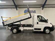 Peugeot Boxer BlueHDi 335 Built for Business 2.2 2dr Tipper Manual Diesel - U3070