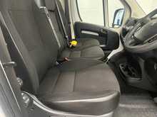 Peugeot Boxer BlueHDi 335 Built for Business 2.2 2dr Tipper Manual Diesel - U3070