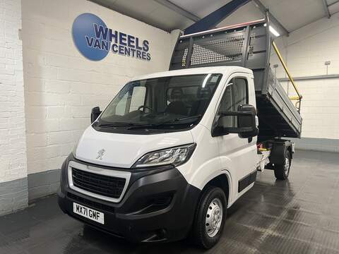 Peugeot Boxer BlueHDi 335 Built for Business 2.2 4dr Tipper Manual Diesel