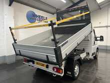 Peugeot Boxer 2.2 BlueHDi 335 Built for Business Tipper 2dr Diesel Manual L2 Euro 6 (s/s) (140 ps) 2.2 2dr Tipper - U3071