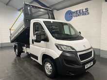 Peugeot Boxer 2.2 BlueHDi 335 Built for Business Tipper 2dr Diesel Manual L2 Euro 6 (s/s) (140 ps) 2.2 2dr Tipper - U3071
