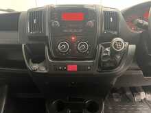 Peugeot Boxer 2.2 BlueHDi 335 Built for Business Tipper 2dr Diesel Manual L2 Euro 6 (s/s) (140 ps) 2.2 2dr Tipper - U3071