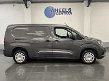 Vauxhall Combo 1.5 Turbo D 2300 Pro Panel Van 6dr Diesel Manual L2 H1 Euro 6 (s/s) (100 ps) - U3072