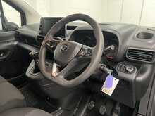 Vauxhall Combo 1.5 Turbo D 2300 Pro Panel Van 6dr Diesel Manual L2 H1 Euro 6 (s/s) (100 ps) - U3072