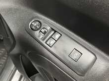 Vauxhall Combo 1.5 Turbo D 2300 Pro Panel Van 6dr Diesel Manual L2 H1 Euro 6 (s/s) (100 ps) - U3072
