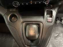 Vauxhall Combo 1.5 Turbo D 2300 Pro Panel Van 6dr Diesel Manual L2 H1 Euro 6 (s/s) (100 ps) - U3072
