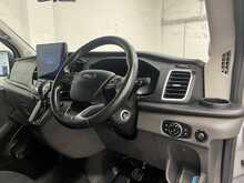Ford Transit 2.0 460 EcoBlue Trend Minibus Double Cab 5dr Diesel Auto RWD L4 H3 Euro 6 (s/s) (17 Seat, DRW) (165 - U3079
