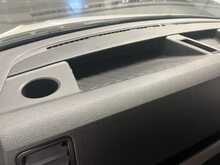 Volkswagen Crafter 2.0 TDI CR35 Trendline Panel Van 5dr Diesel Manual FWD MWB Euro 6 (s/s) (102 ps) - U3080
