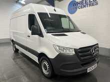 Mercedes-Benz Sprinter 2.0 315 CDI Progressive Panel Van 5dr Diesel Manual RWD L2 H2 Euro 6 (s/s) (150 ps) - U3084