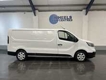 Renault Trafic 2.0 dCi Blue LL30 Advance Panel Van 5dr Diesel Manual L2 H1 Euro 6 (s/s) (130 ps) - U3095