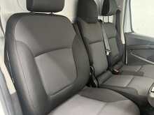 Renault Trafic 2.0 dCi Blue LL30 Advance Panel Van 5dr Diesel Manual L2 H1 Euro 6 (s/s) (130 ps) - U3097