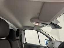 Renault Trafic 2.0 dCi Blue LL30 Advance Panel Van 5dr Diesel Manual L2 H1 Euro 6 (s/s) (130 ps) - U3097