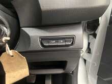Renault Trafic 2.0 dCi Blue LL30 Advance Panel Van 5dr Diesel Manual L2 H1 Euro 6 (s/s) (130 ps) - U3097
