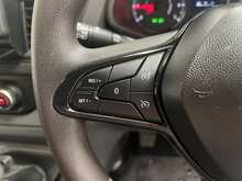 Renault Trafic 2.0 dCi Blue LL30 Advance Panel Van 5dr Diesel Manual L2 H1 Euro 6 (s/s) (130 ps) - U3097