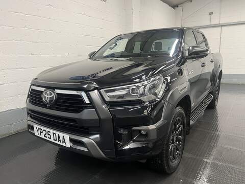 Toyota Hilux 3.0 TDI V6 Aventura Pickup Double Cab 4dr Diesel Auto 4Motion Euro 6 (s/s) (240 ps)