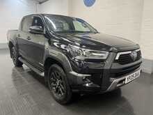 Toyota Hilux 2.8 D-4D-h Invincible X Pickup 4dr Diesel Hybrid Auto 4WD Euro 6 (204 ps) 2.8 4dr Pickup Automatic - U3104