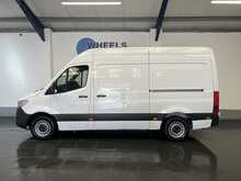 Mercedes-Benz Sprinter 2.0 315 CDI Progressive Panel Van 5dr Diesel Manual RWD L2 H2 Euro 6 (s/s) (150 ps) - U3109