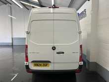 Mercedes-Benz Sprinter 2.0 315 CDI Progressive Panel Van 5dr Diesel Manual RWD L2 H2 Euro 6 (s/s) (150 ps) - U3109