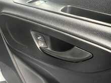 Mercedes-Benz Sprinter 2.0 315 CDI Progressive Panel Van 5dr Diesel Manual RWD L2 H2 Euro 6 (s/s) (150 ps) - U3109