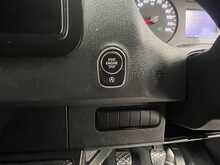 Mercedes-Benz Sprinter 2.0 315 CDI Progressive Panel Van 5dr Diesel Manual RWD L2 H2 Euro 6 (s/s) (150 ps) - U3109