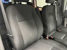Ford Transit Custom 2.0 320 EcoBlue Trend Kombi Double Cab 5dr Diesel Auto L2 H1 Euro 6 (s/s) (130 ps) - U3118
