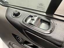 Ford Transit Custom 2.0 320 EcoBlue Trend Kombi Double Cab 5dr Diesel Auto L2 H1 Euro 6 (s/s) (130 ps) - U3118