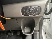 Ford Transit Custom 2.0 320 EcoBlue Trend Kombi Double Cab 5dr Diesel Auto L2 H1 Euro 6 (s/s) (130 ps) - U3118