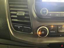 Ford Transit Custom 2.0 320 EcoBlue Trend Kombi Double Cab 5dr Diesel Auto L2 H1 Euro 6 (s/s) (130 ps) - U3118