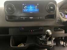 Mercedes-Benz Sprinter 2.1 314 CDI Crew Cab Dropside 2dr Diesel Manual RWD L3 Euro 6 (s/s) (143 ps) - U3124