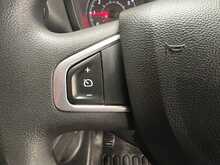 Renault Master 2.3 dCi ENERGY 35 Business Dropside 2dr Diesel Manual FWD LWB Euro 6 (s/s) (145 bhp) 2.3 2dr - U3128