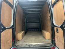 Mercedes-Benz Sprinter 2.0 315 CDI Premium Panel Van 5dr Diesel Manual RWD L2 H2 Euro 6 (s/s) (150 ps) - U3142