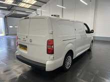 Vauxhall Vivaro 1.5 Turbo D 2900 Pro Panel Van 6dr Diesel Manual L2 H1 Euro 6 (s/s) (100 ps) - U3144