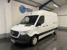 Mercedes-Benz Sprinter 2.0 315 CDI Premium Panel Van 5dr Diesel G-Tronic FWD L2 H2 Euro 6 (s/s) (150 ps) - U3148