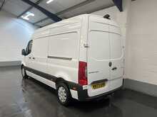 Mercedes-Benz Sprinter 2.0 315 CDI Premium Panel Van 5dr Diesel G-Tronic FWD L2 H2 Euro 6 (s/s) (150 ps) - U3148