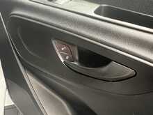 Mercedes-Benz Sprinter 2.0 315 CDI Premium Panel Van 5dr Diesel G-Tronic FWD L2 H2 Euro 6 (s/s) (150 ps) - U3148