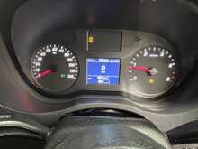 Mercedes-Benz Sprinter 2.0 315 CDI Premium Panel Van 5dr Diesel G-Tronic FWD L2 H2 Euro 6 (s/s) (150 ps) - U3148