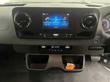 Mercedes-Benz Sprinter 2.0 315 CDI Premium Panel Van 5dr Diesel G-Tronic FWD L2 H2 Euro 6 (s/s) (150 ps) - U3148