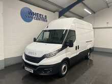 Iveco Daily 2.3D HPI 14V 35S 3520 Panel Van 5dr Diesel Manual MWB H2 Euro 6 (s/s) (136 ps) - U3149
