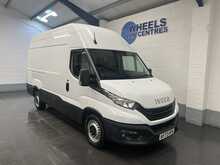 Iveco Daily 2.3D HPI 14V 35S 3520 Panel Van 5dr Diesel Manual MWB H2 Euro 6 (s/s) (136 ps) - U3149