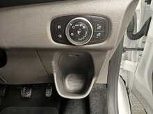 Ford Transit Custom 2.0 300 EcoBlue Limited Crew Van Double Cab 5dr Diesel Manual L2 H1 Euro 6 (s/s) (130 ps) - U3153
