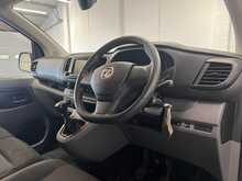 Vauxhall Vivaro 1.5 Turbo D 2700 Sportive Panel Van 6dr Diesel Manual L1 H1 Euro 6 (s/s) (120 ps) - U3155