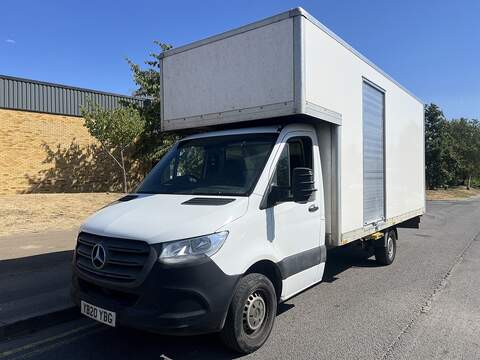 Mercedes-Benz Sprinter 2.0 315 CDI Progressive Chassis Cab 2dr Diesel Manual RWD L3 Euro 6 (s/s) (150 ps)
