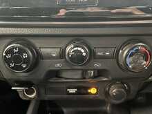 Isuzu D-Max 1.9 TD DL20 Pickup Double Cab 4dr Diesel Manual 4WD Euro 6 (s/s) (164 ps) - U3183
