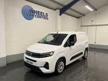Vauxhall Combo 1.5 Turbo D 2300 Pro Panel Van 5dr Diesel Manual SWB Euro 6 (s/s) (100 ps) - U3186